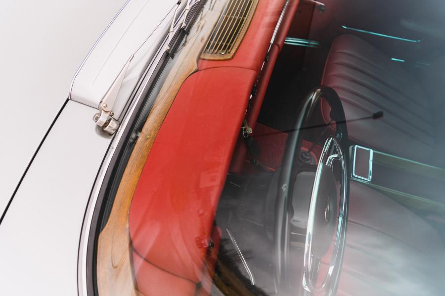 Детали экстерьера Mercedes-Benz 280 SL (W113) 1969 года  (EU) (фото 65 из 141)